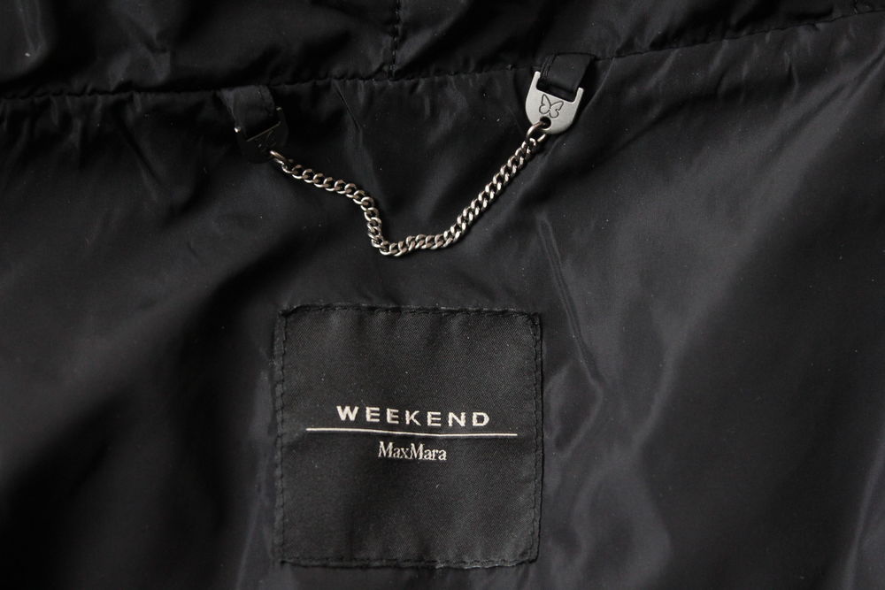 Doudoune courte MAXMARA WEEKEND 
T. 42/44 Fr Vêtements