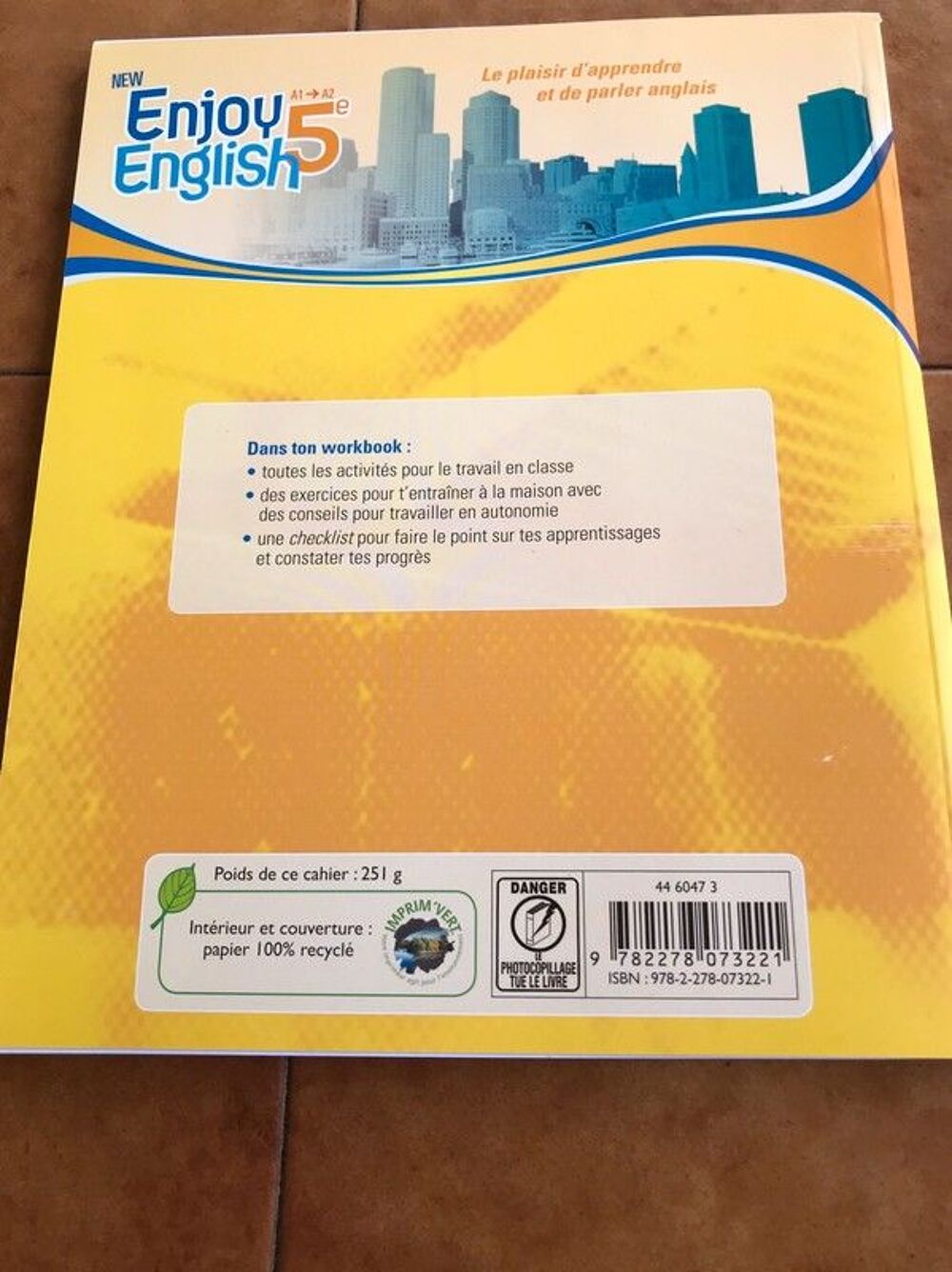 Workbook New Enjoy English 5&egrave;me
Livres et BD