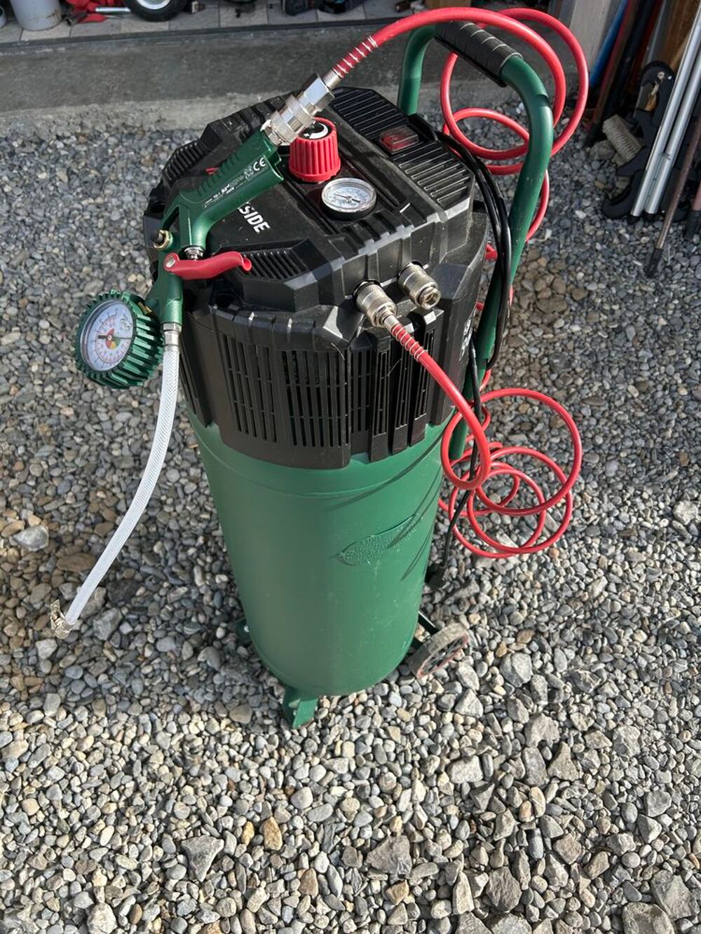   Compresseurs d'air 50 litres. Parkside  neuf 