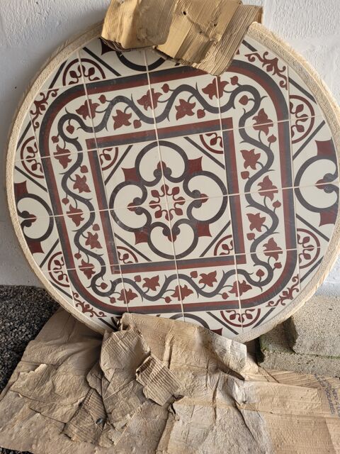 SALON DE JARDIN EN PIERRE RECONSTITUEE. 700 Vervins (02)