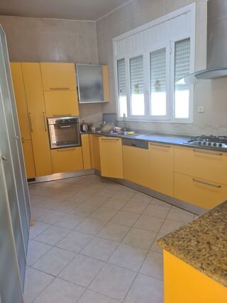  Villa � vendre 8 pi�ces 705 m� Hammam-chat