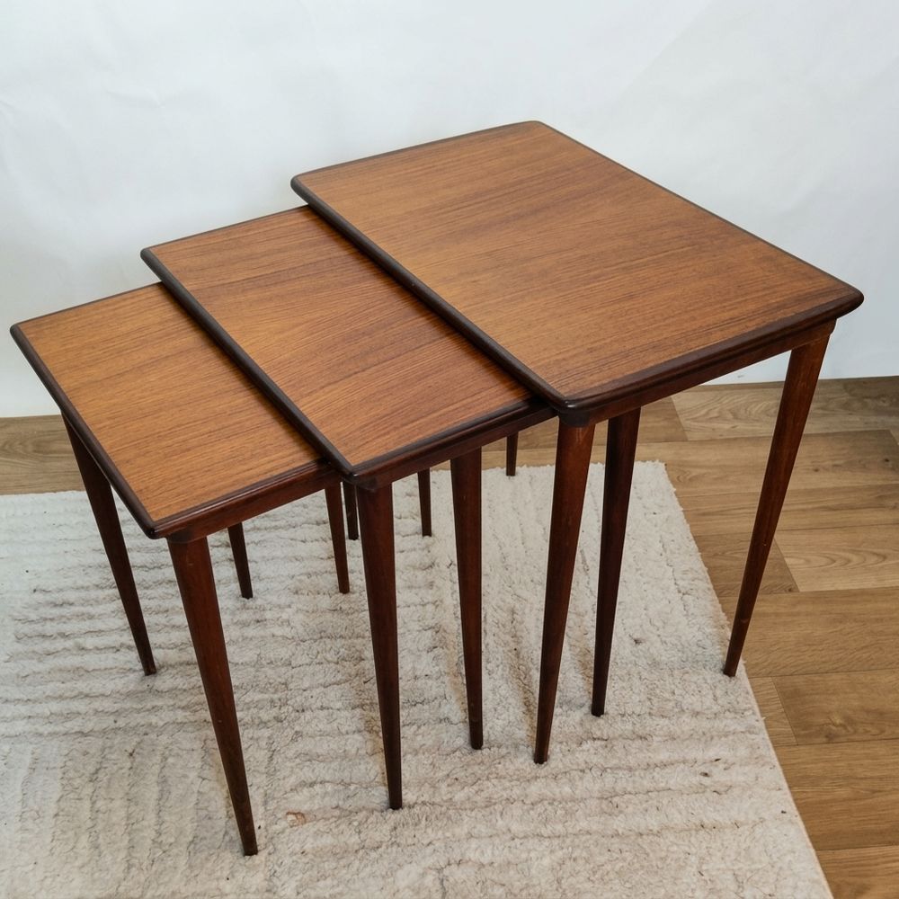 Tables gigognes danoises vintage en teck Meubles