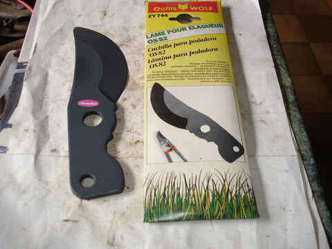 Lot de lames pour �lagueur WOLF  OS82
15 La Vieille-Lyre (27)