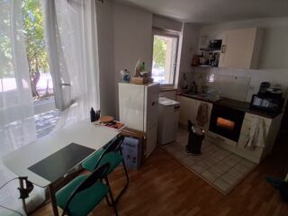  Appartement à louer 1 pièce 30 m²