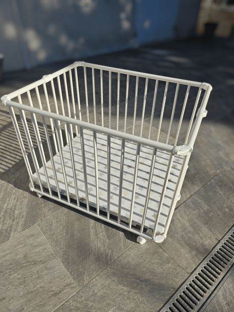 PARC + MATELAS 30 Draguignan (83)