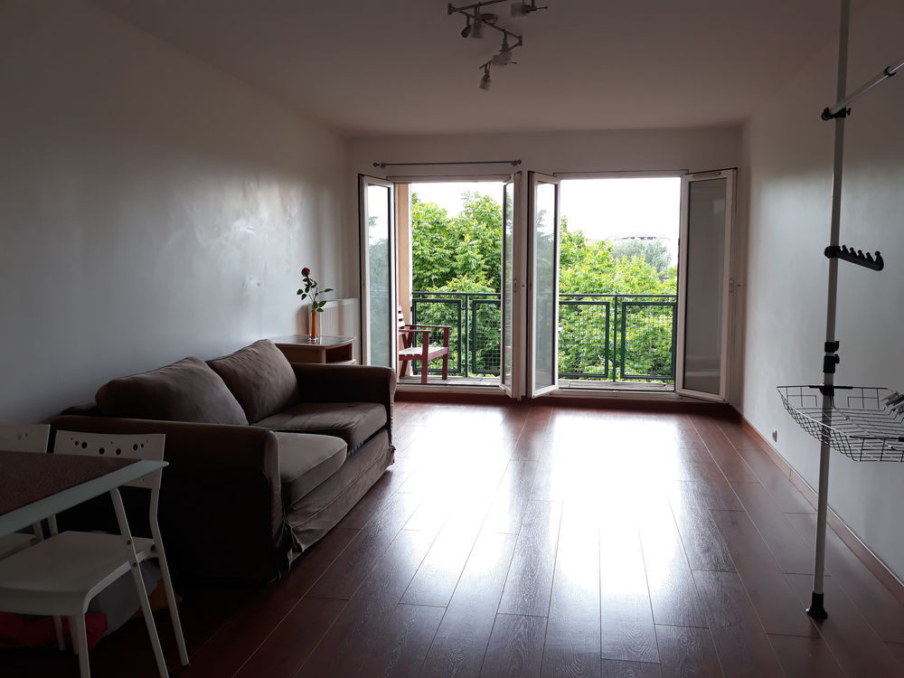 Vente Appartement 3P AU BORD DU LAC Proche Commerces. Métro Ligne 8 Créteil