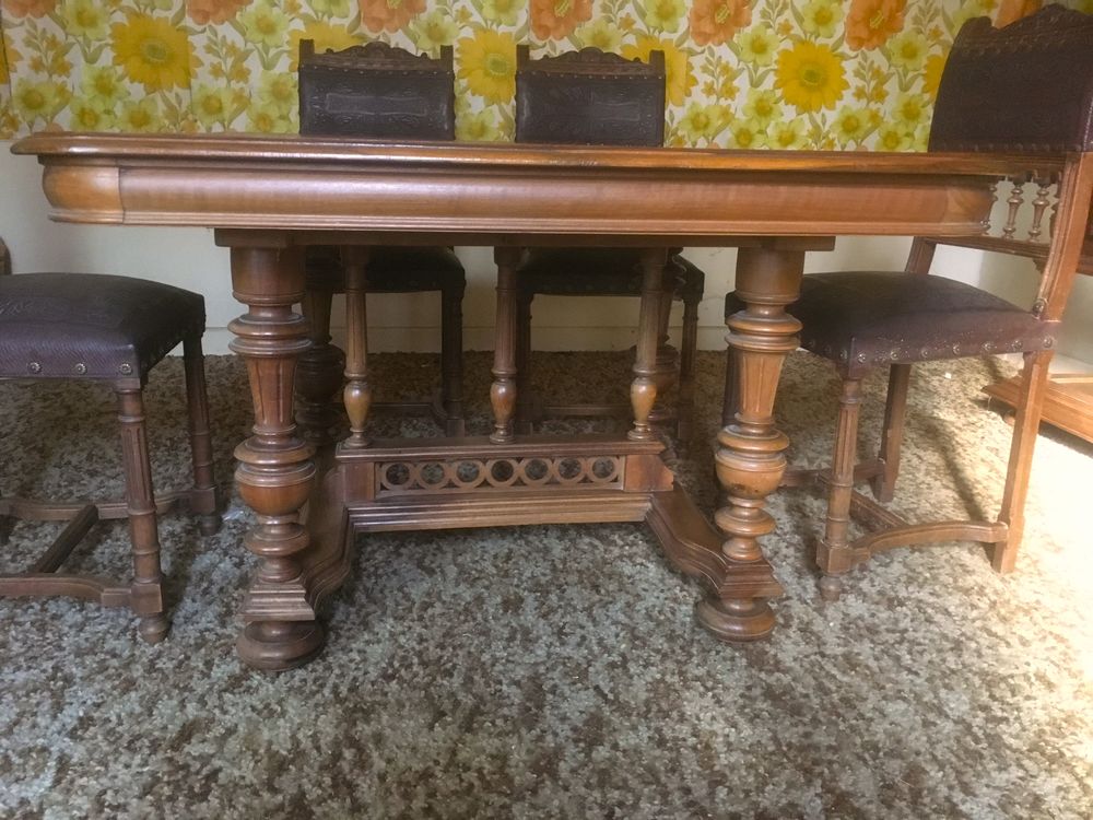 SALLE A MANGER HENRI II en 8 &eacute;l&eacute;ments Meubles