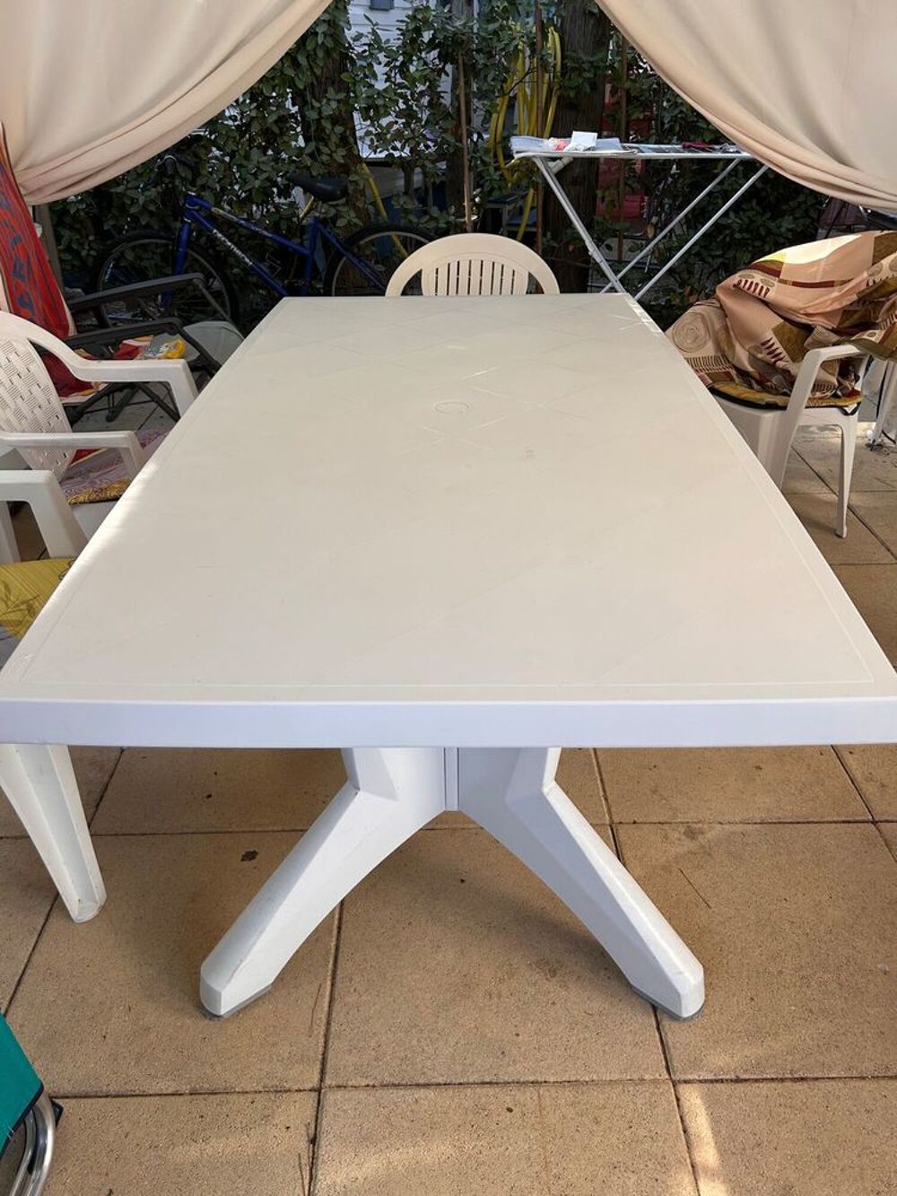 Table salon de jardin Meubles