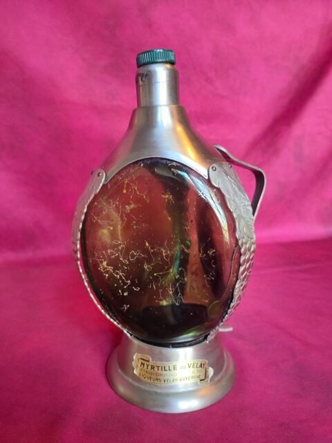 Ancienne bouteille musicale en verre et métal argenté 15 Avermes (03)