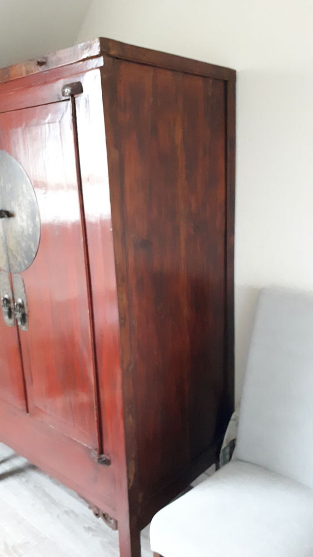 Armoire asiatique rouge Meubles
