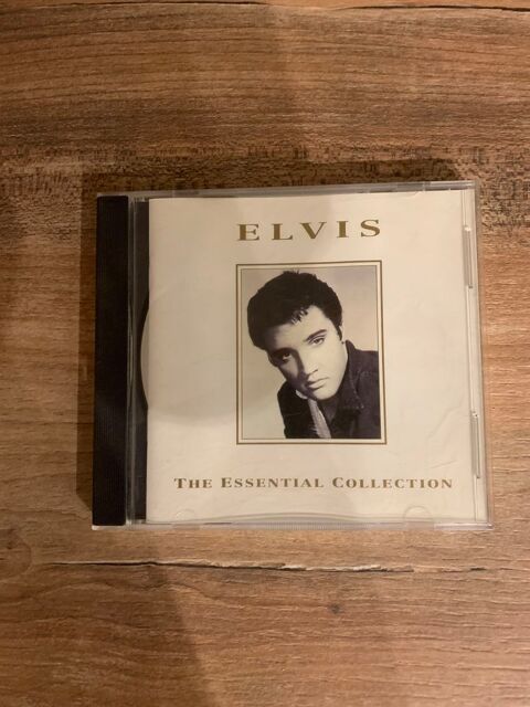 CD Elvis Presley  �� The essential collection�� 8 Saleilles (66)