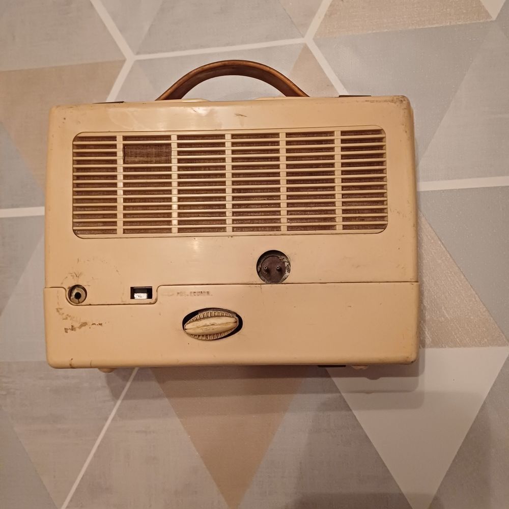 Poste radio martial vintage 