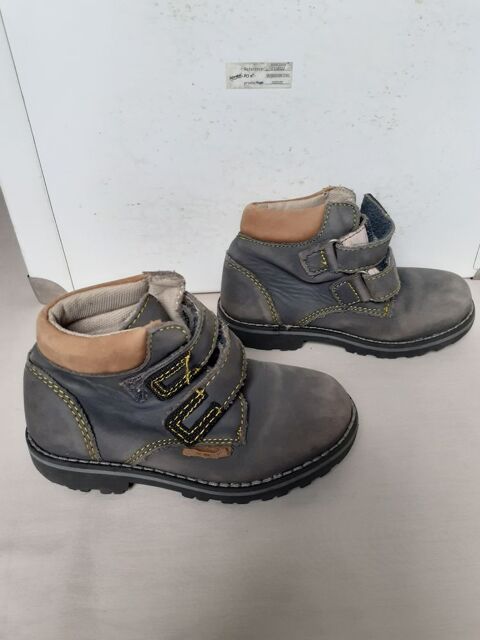 Chaussures gar�on pointure 25 5 Grisolles (82)