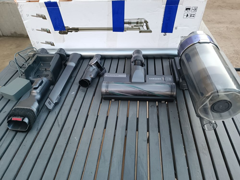Aspirateur balai Jet 75 Turbo Samsung - VS20T7531T4 Electroménager