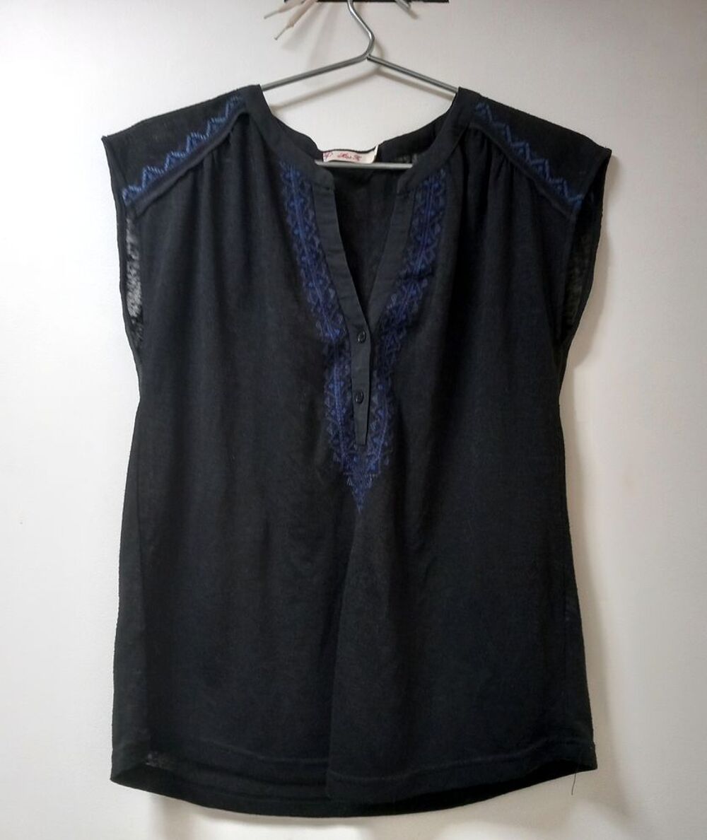 Chemisier d&eacute;bardeur Kiss noir S M Vêtements