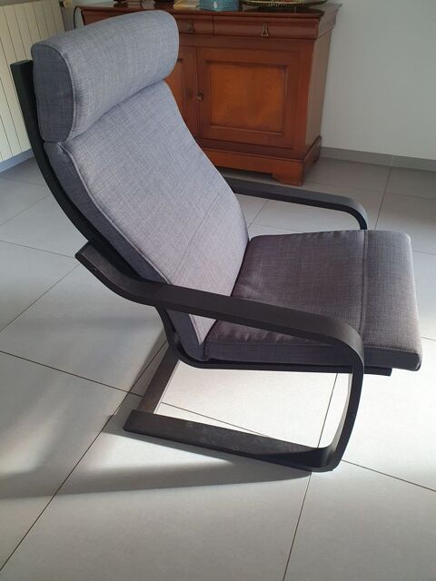 Fauteuil état neuf 70 Martigues (13)