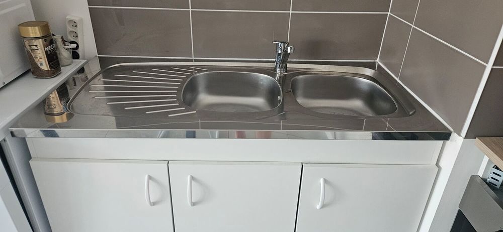 Titre : Ensemble &eacute;vier inox 2 bacs + meuble 3 portes. Bricolage