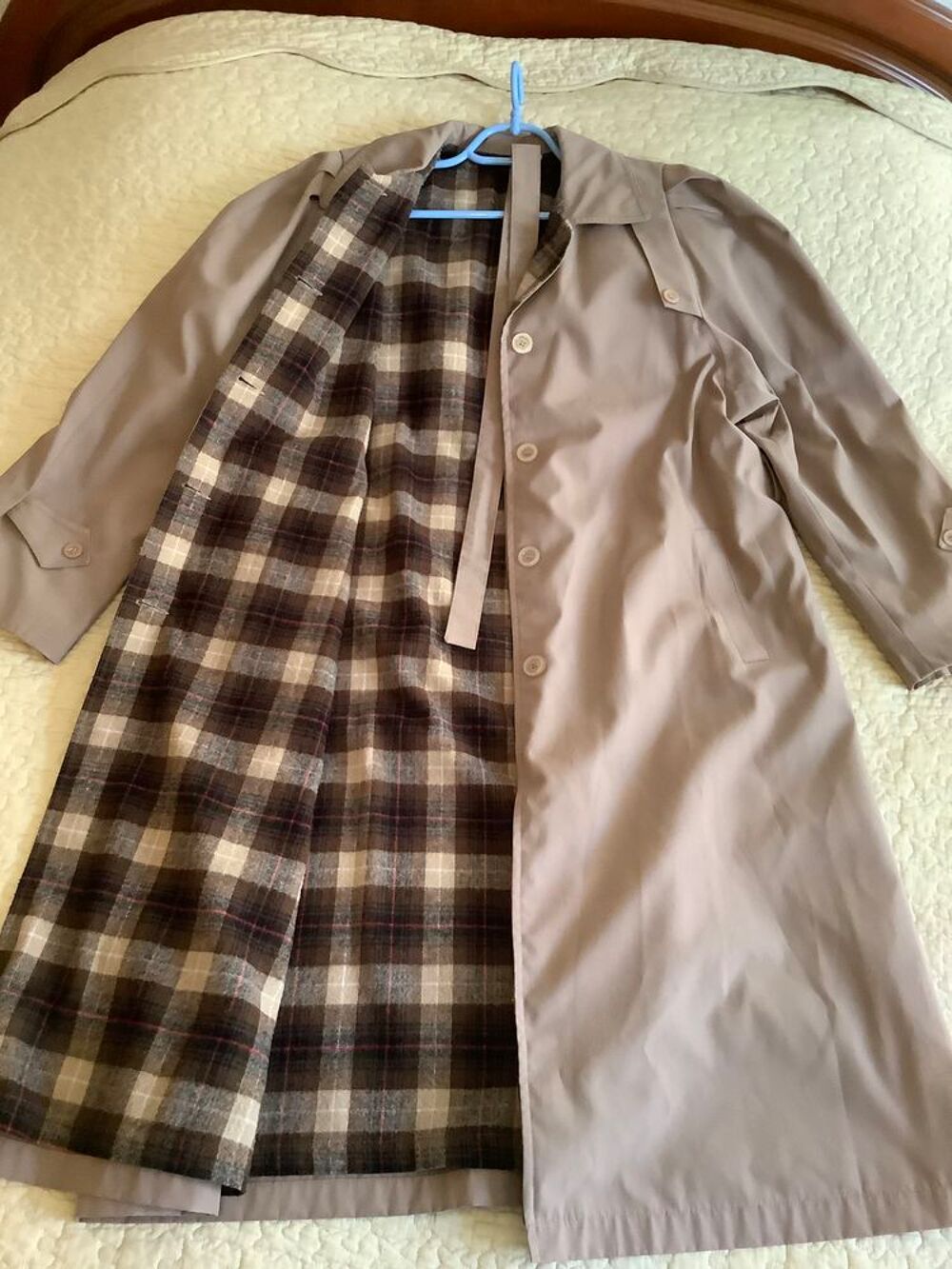 Imperm&eacute;able long beige Vêtements