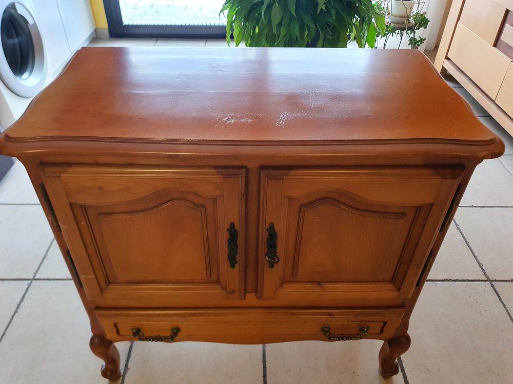 Meuble TV pratique et &eacute;l&eacute;gant bois Meubles