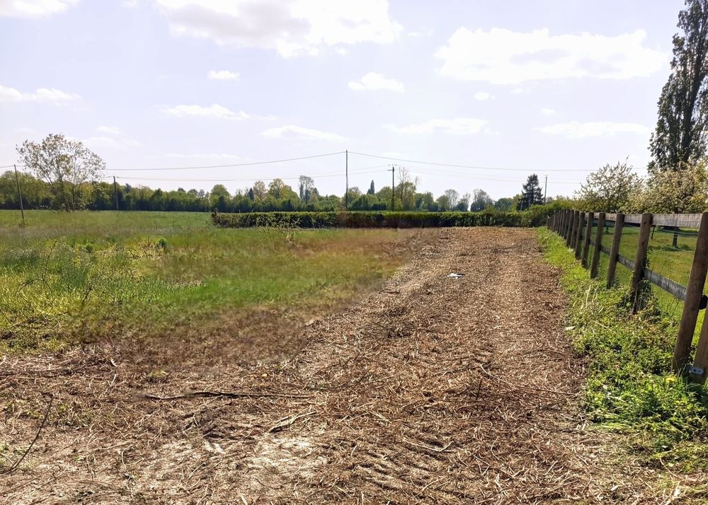 Vente Terrain Terrain constructible et viabilisé 1,7 hectares Paris 13