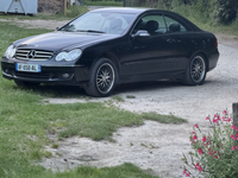CLK 220 CDI Avantgarde 2007 occasion 84100 Orange