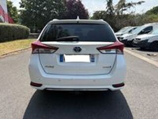 Auris Touring Sports Hybride 136h Executive 2017 occasion 95610 &Eacute;ragny