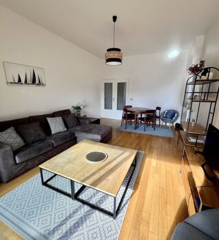 Location Appartement Appartement meublé 2 pièces 40 m², Neuilly-sur-Seine (92200) Neuilly-sur-seine