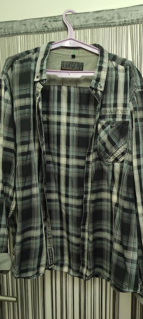 Lot chemises . 0 Nantes (44)