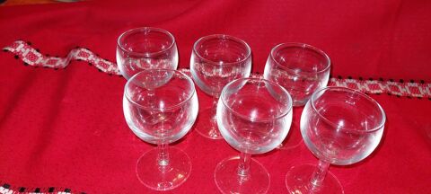 10 Verres à pied 5 Le Plessis-Bouchard (95)
