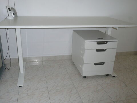 2 bureaux 300 Cagnes-sur-Mer (06)