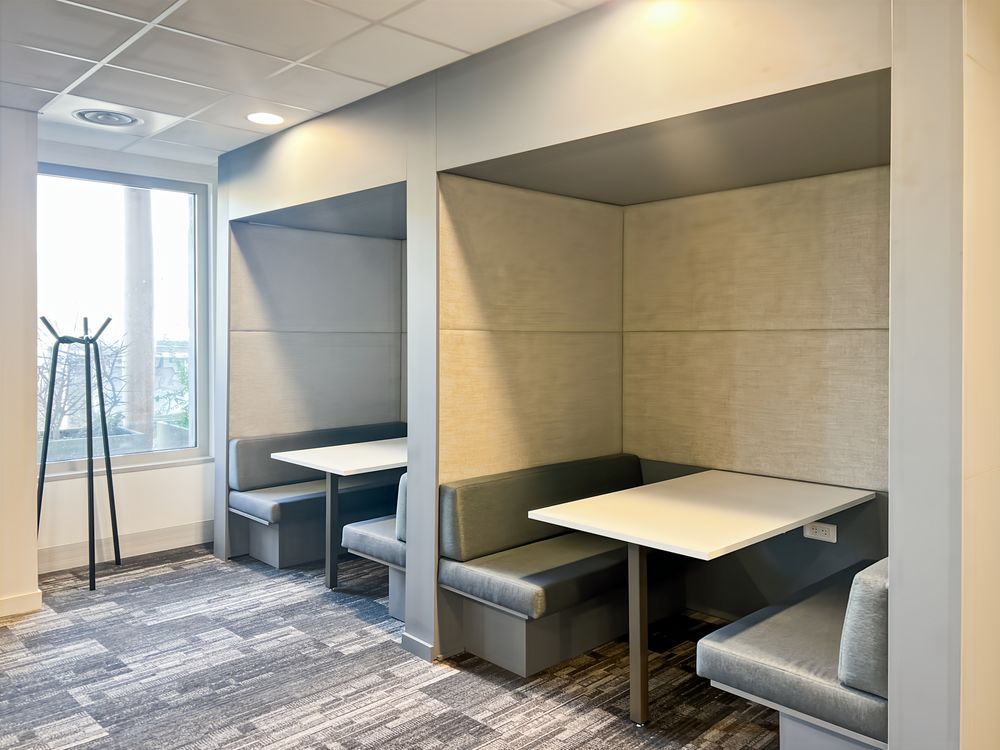   Louez un grand espace de bureau pour 50 personnes à Echirolles, Pixel Échirolles