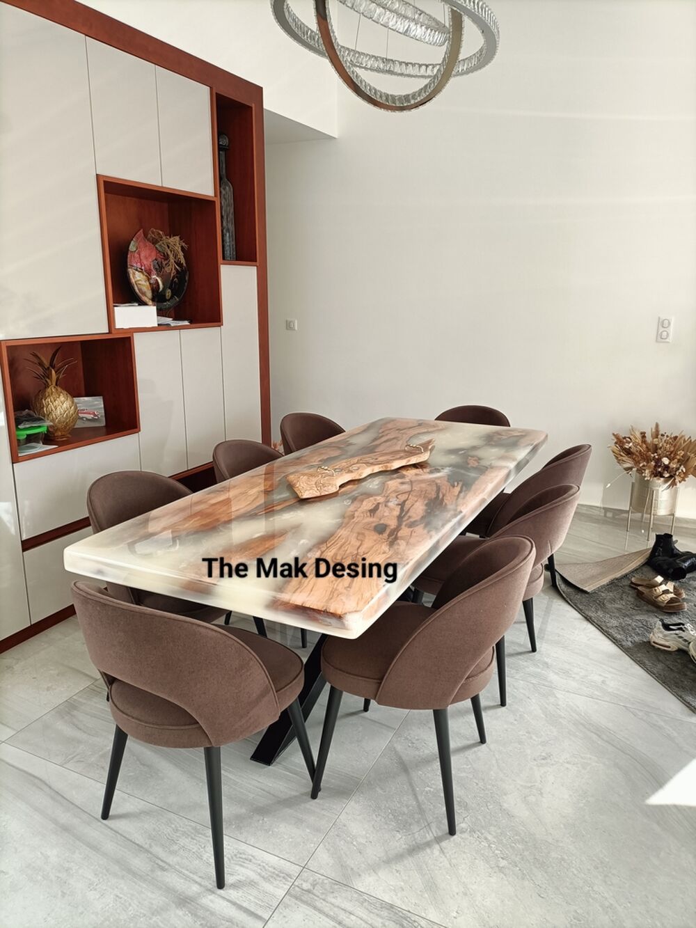 Table de salle &agrave; manger moderne en bois et r&eacute;sine Meubles