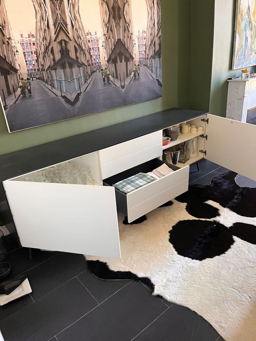 Buffet BoConcept FERMO ? excellent &eacute;tat ? valeur neuve 1 800 Meubles