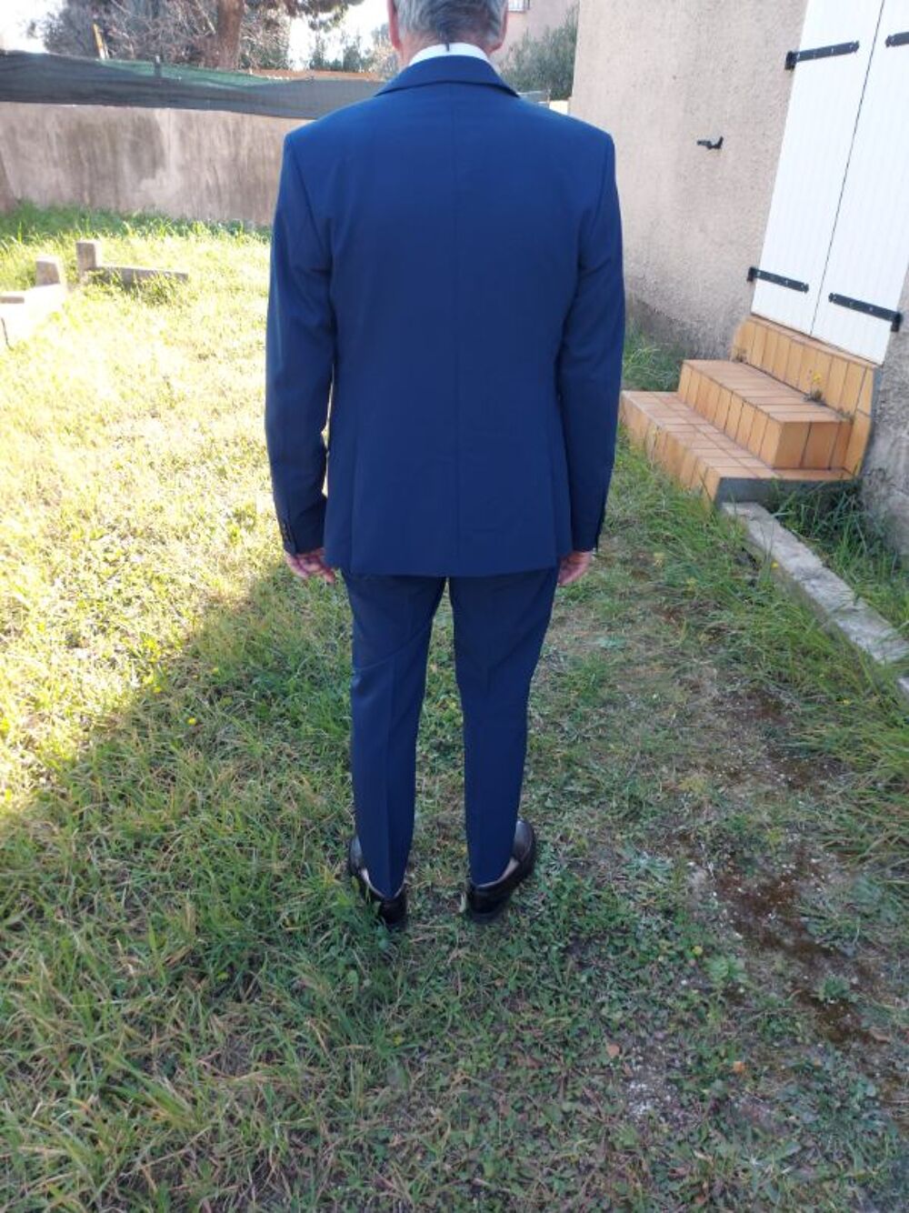 COSTUME Vêtements
