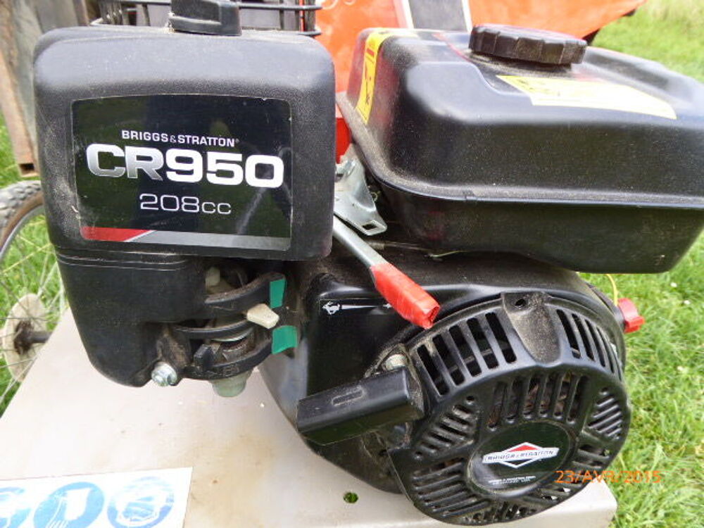 broyeur v&eacute;g&eacute;taux et branchage jusqu'au 50 mm de diam&egrave;tre,
Bricolage