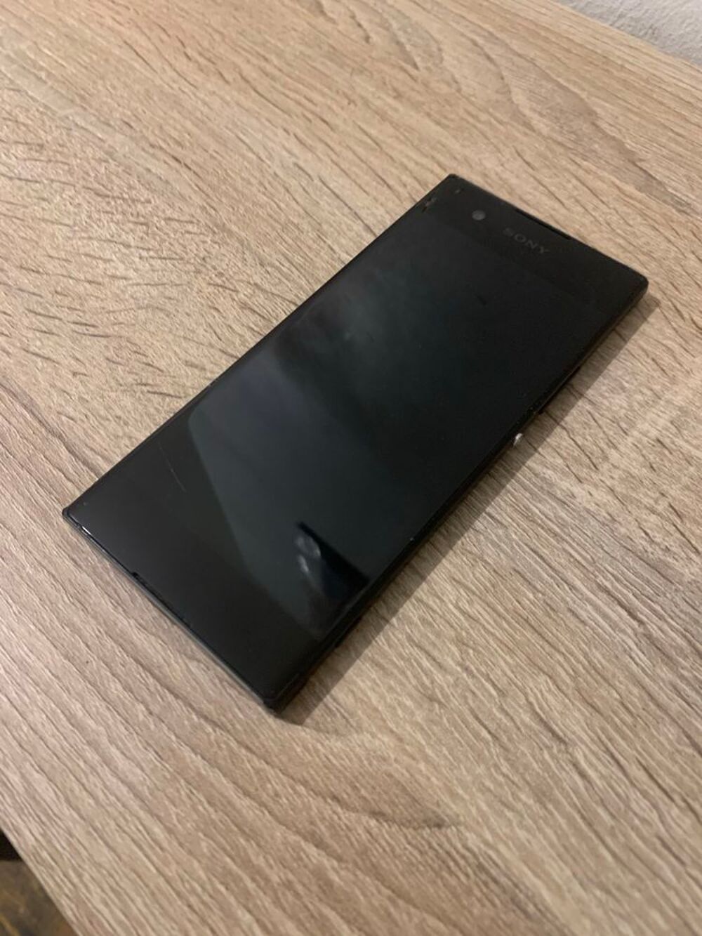Sony xperia xa1 Noir ( pour pi&egrave;ces ) Téléphones et tablettes