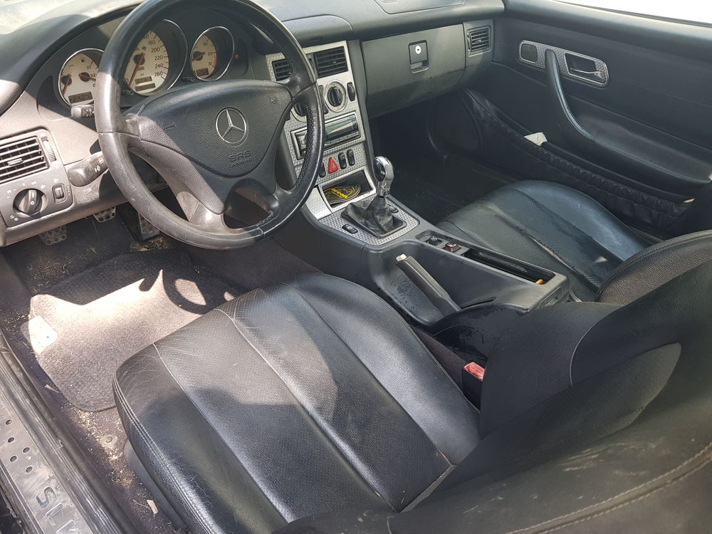 SLK 200 K 2000 occasion 13710 Fuveau