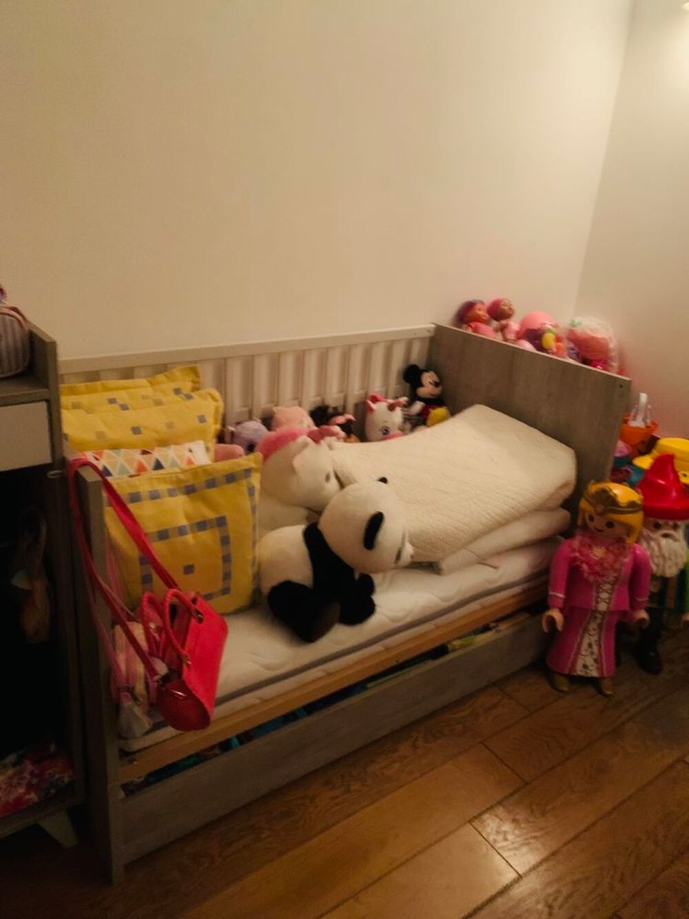 lit bebe &agrave; barreau Mobilier enfants