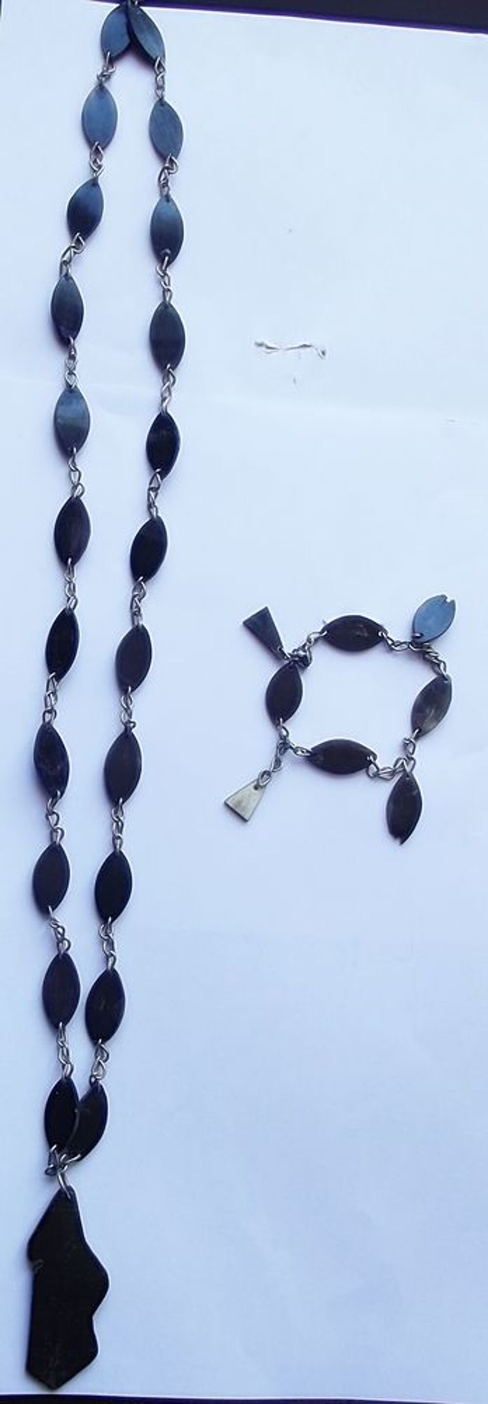 BIJOUX en CADEAUX pour les FETES Bijoux et montres