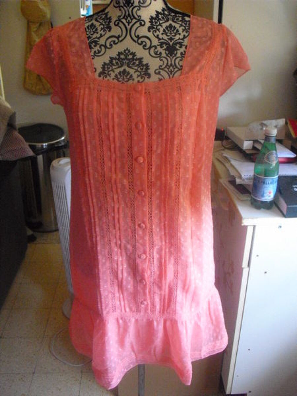 robe doubl&eacute;e NEUVE plum&eacute;tis goutte d'eau PECHE Vêtements