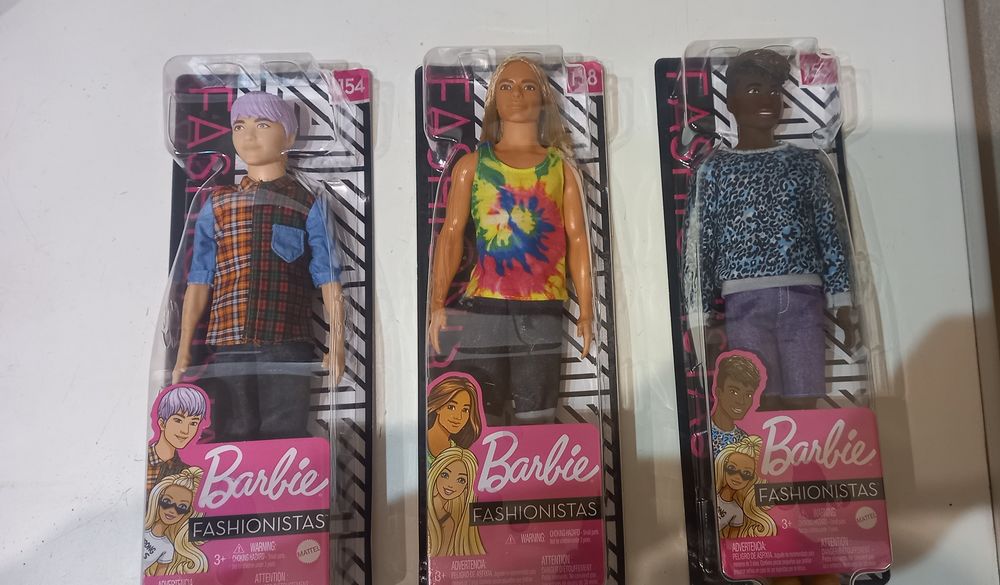 Poup&eacute;e Barbie Jeux / jouets