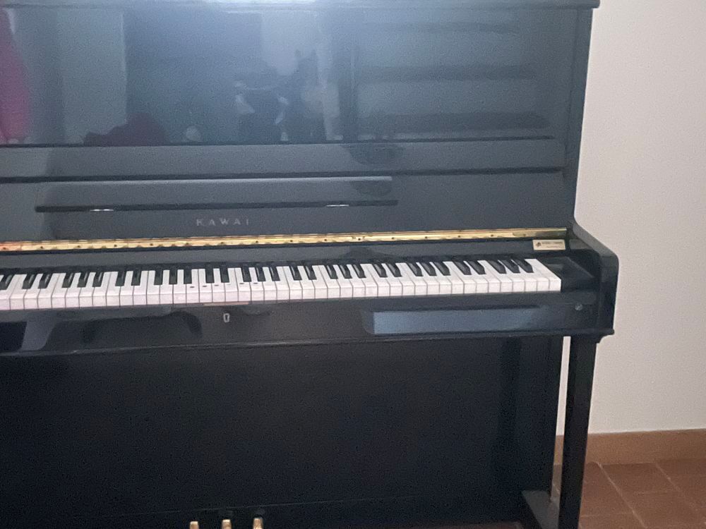 PIANO DROIT Instruments de musique