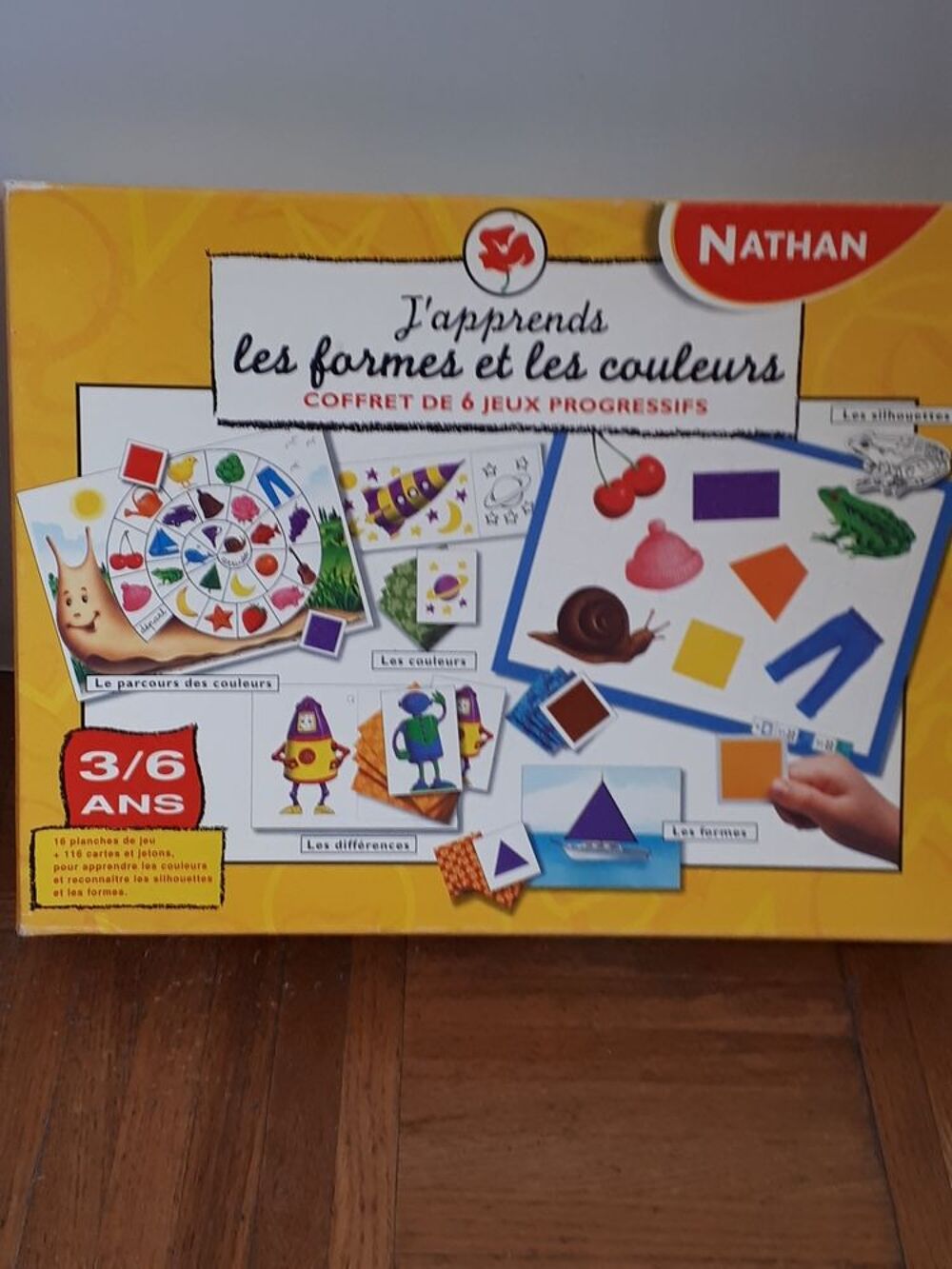 Jeu LES FORMES ET LES COULEURS DE NATHAN - 5 EUROS Jeux / jouets