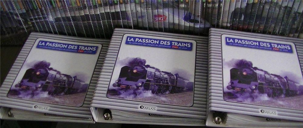  COLLECTION DE DVD ET DE REVUES "PASSIONS DES TRAINS" DVD et blu-ray