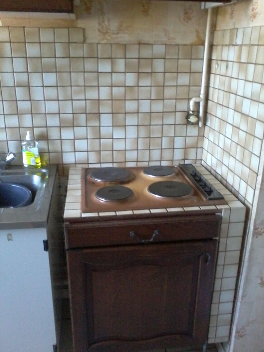 Plaque cuisson &eacute;lectrique avec le meuble Electromnager