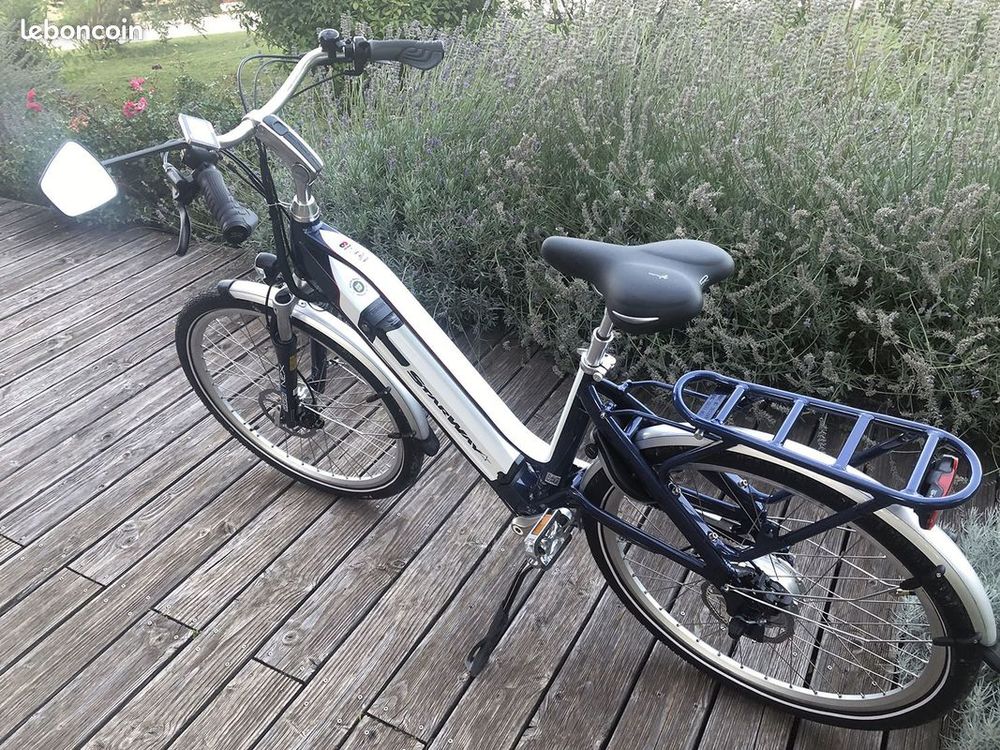 VELO ELECTRIQUE marque STARWAY TOURING 26 Vélos