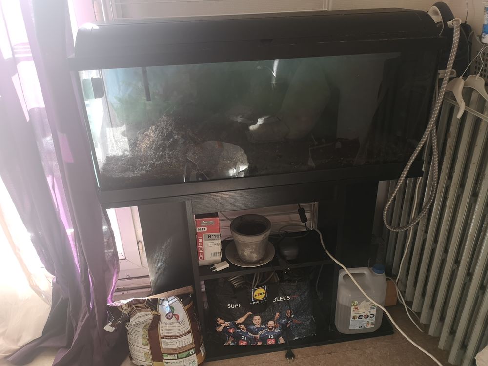   aquarium 120litres 