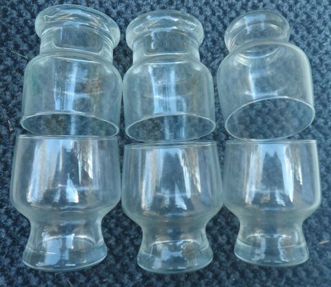 6 verres Hauteur 9 cm diamètre de la bouche 7 cm 10 Castries (34)