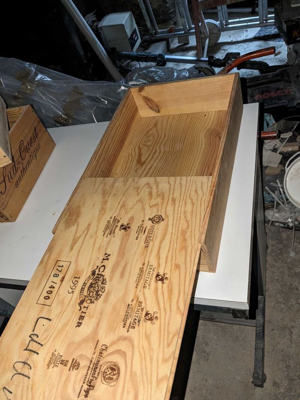 bo&icirc;te en bois, caisse &agrave; vin Décoration