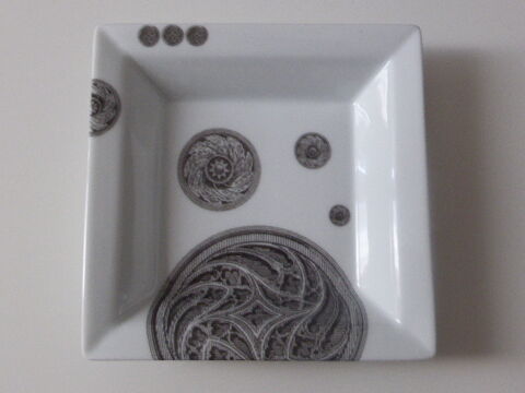 Vide poche porcelaine Geral do Patrim�nio Cultural design m. 10 Rueil-Malmaison (92)